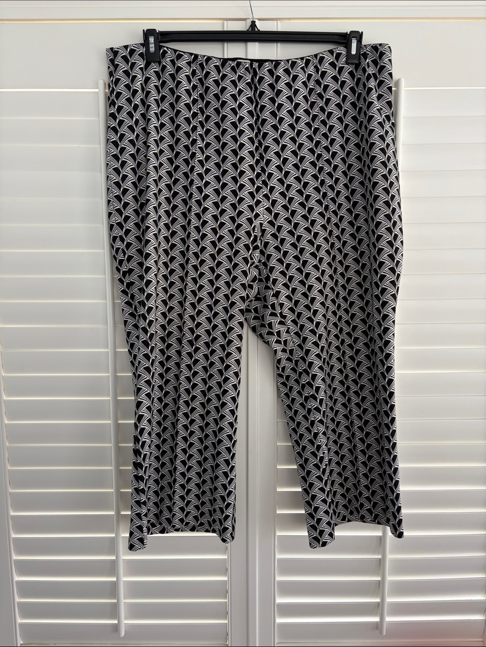 Anthropologie Maeve Margot Geo Print Kick Flare Crop - Picture 8 of 13